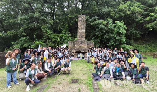 The Korean Peninsula Unification Future Center of the National Unification Education Center of the Ministry of Unification invited more than 100 foreign and domestic university students from the 27th to the 29th of last month to hold a peace step event on the Korean Peninsula. / Source = Ministry of Unification